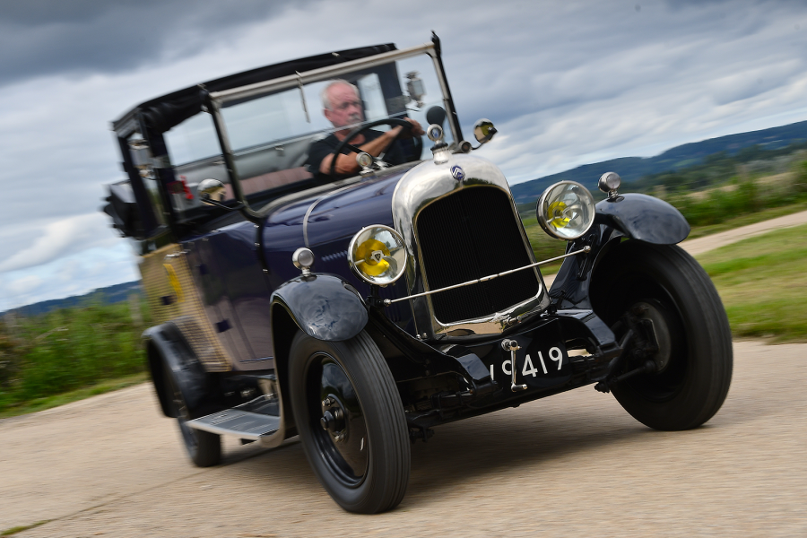 Grand Palais: The DS Coupé Citroën Should Have Made | Classic & Sports Car